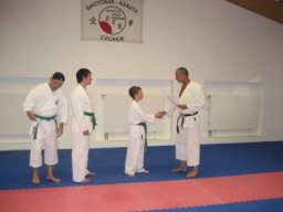 Erwachsene April 2012